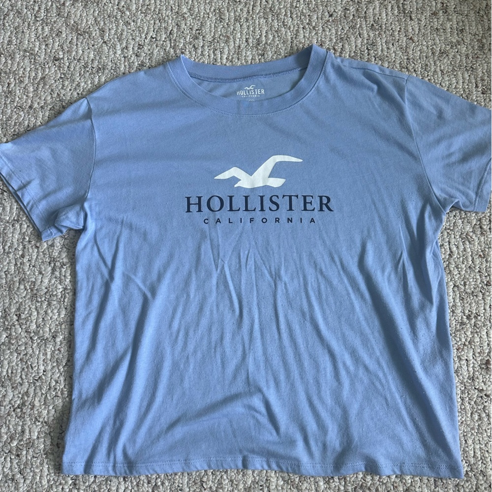 Hollister T-Shirt
